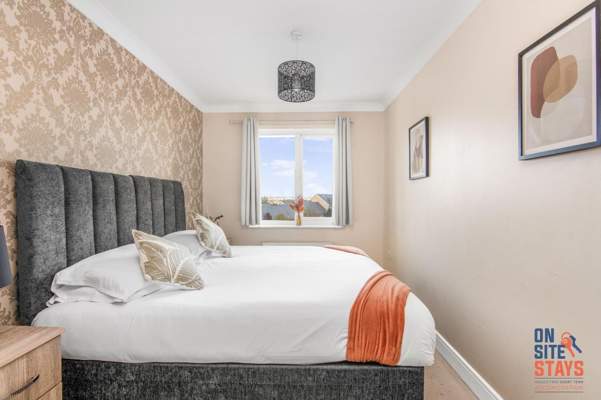 Onsitestays - Cosy 2-Bedroom Apartment With Free Parking, Wi-Fi & London Links Northfleet Exterior photo